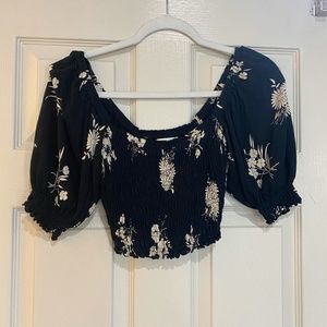 black and off white floral urban outfitters top size small